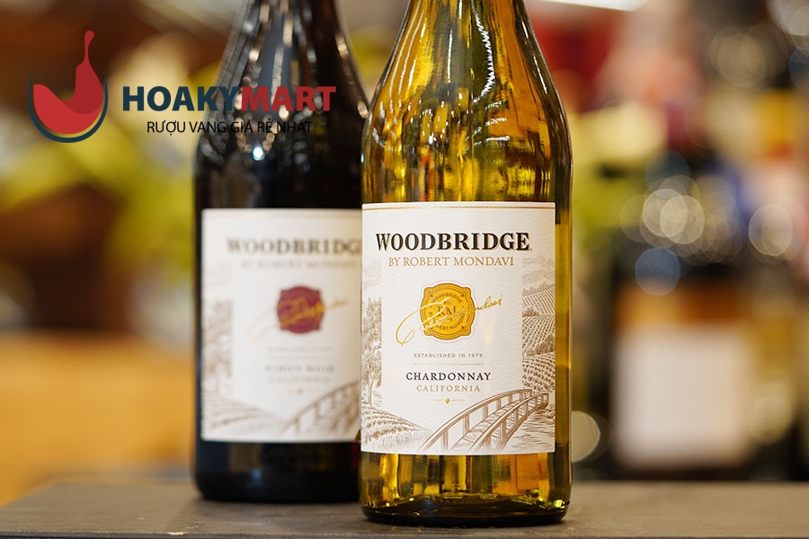 VANG TRẮNG WOODBRIDGE BY ROBERT MONDAVI CHARDONNAY