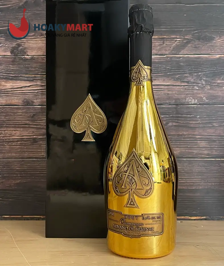 CHAMPAGNE ARMAND DE BRIGNAC BRUT GOLD GIÁ RẺ