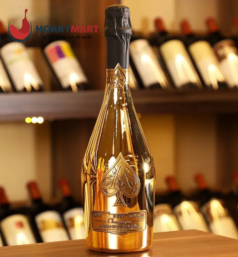 CHAMPAGNE ARMAND DE BRIGNAC BRUT GOLD GIÁ RẺ
